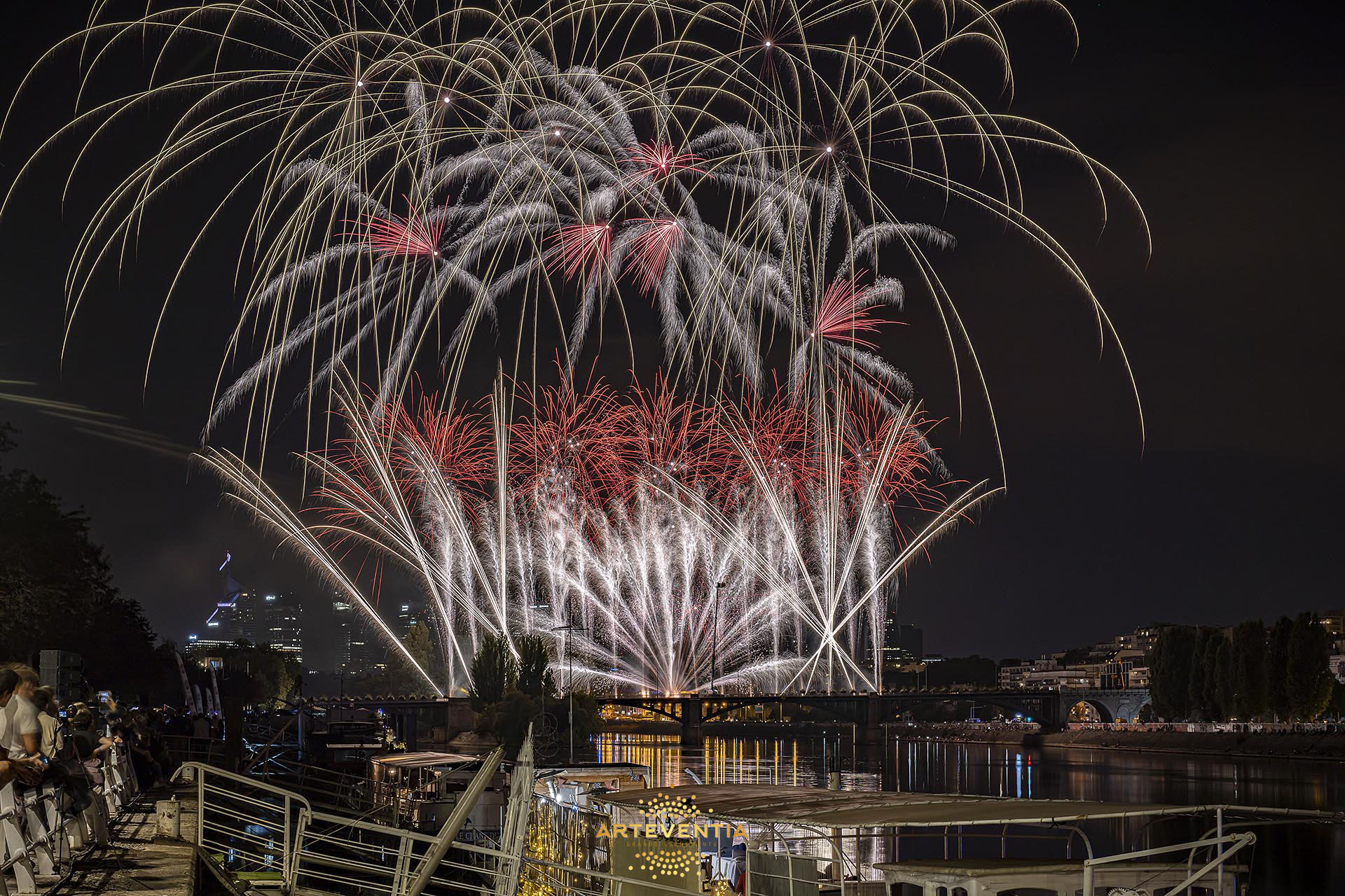 ARTEVENTIA - Pont de Levallois - Frédéric Lepla WM03