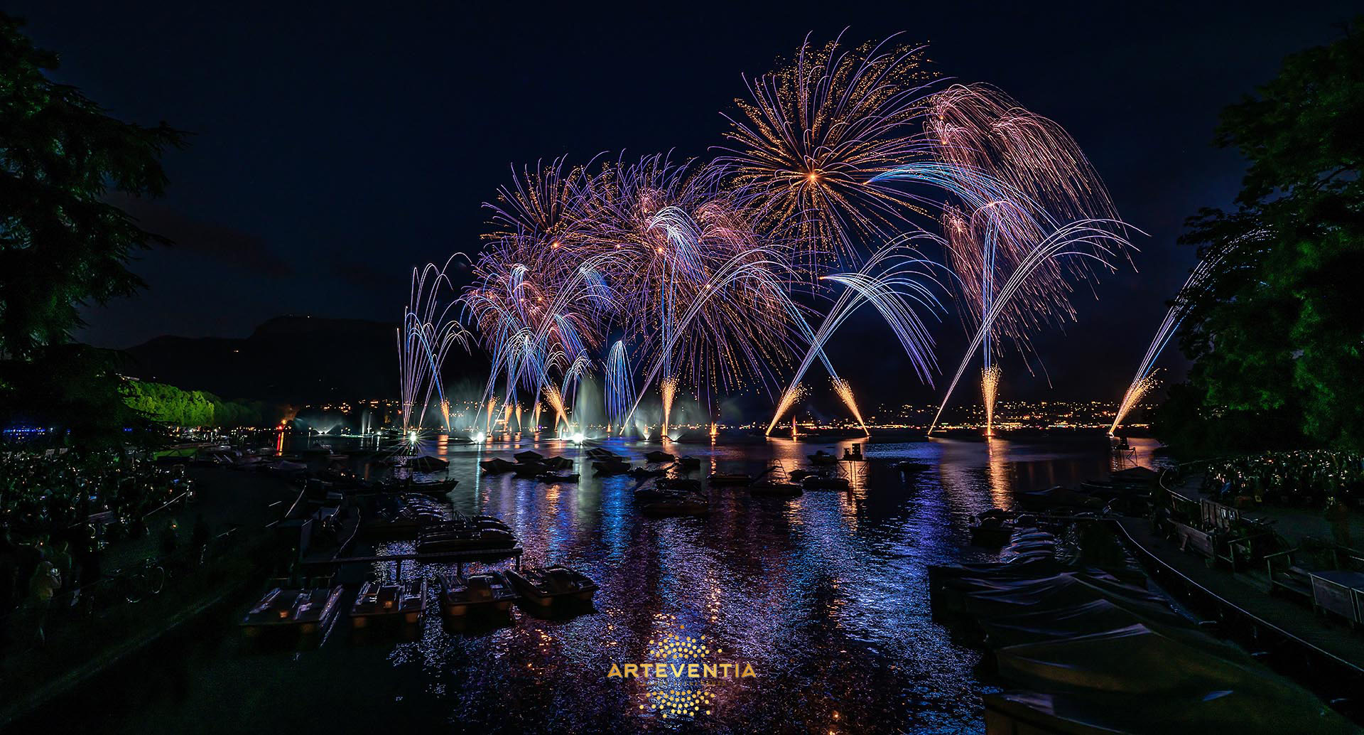 ARTEVENTIA - Fête du Lac Annecy 02.08.2025 - Nicolas Guillitte -WM01